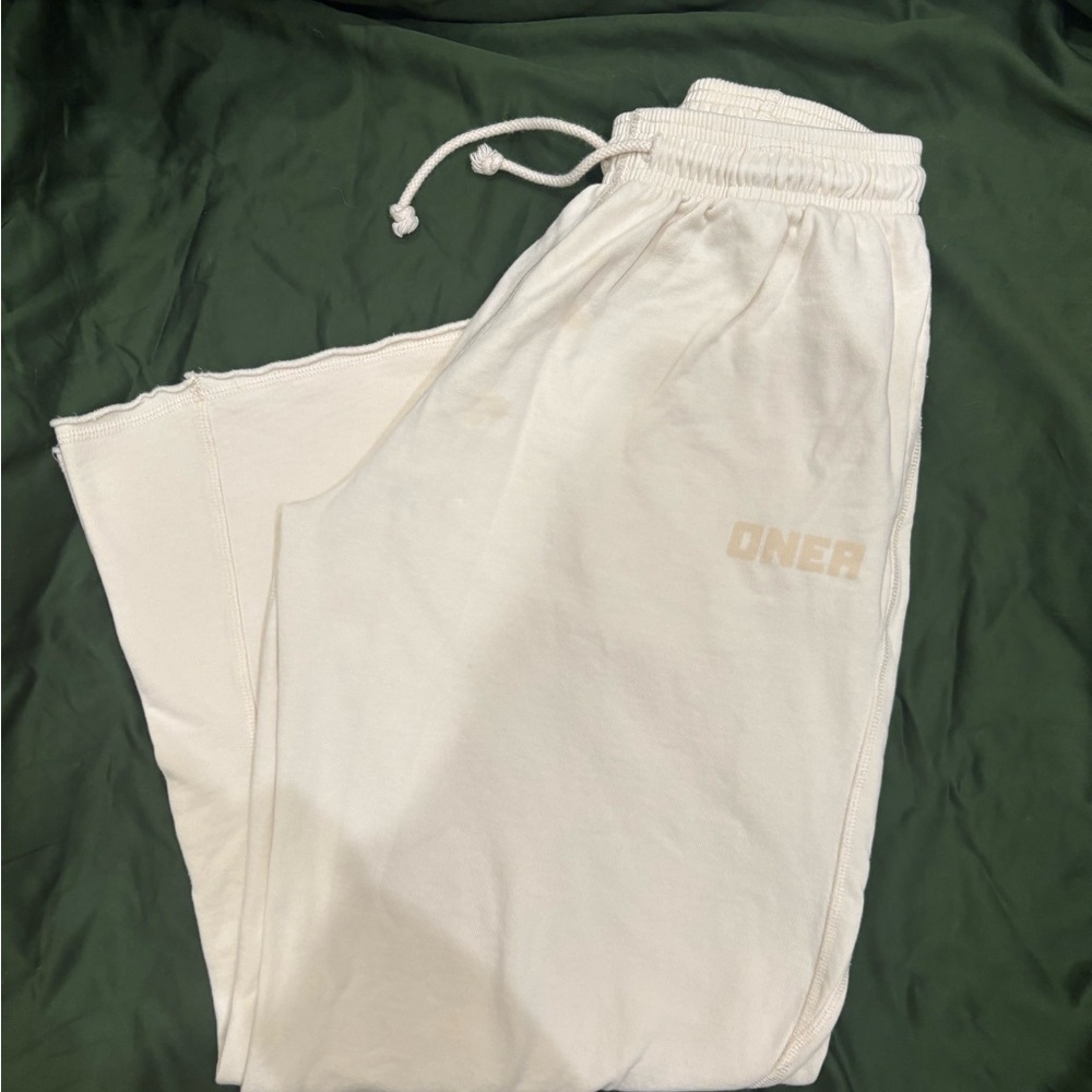 OA Off White Raw Lounge